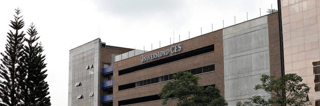 fotografía de la fachada de la Universidad CES